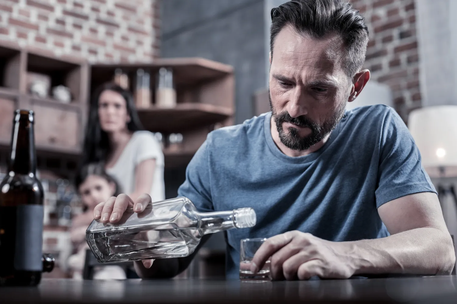 Dlaczego alkoholizm jest chorobą społeczną?