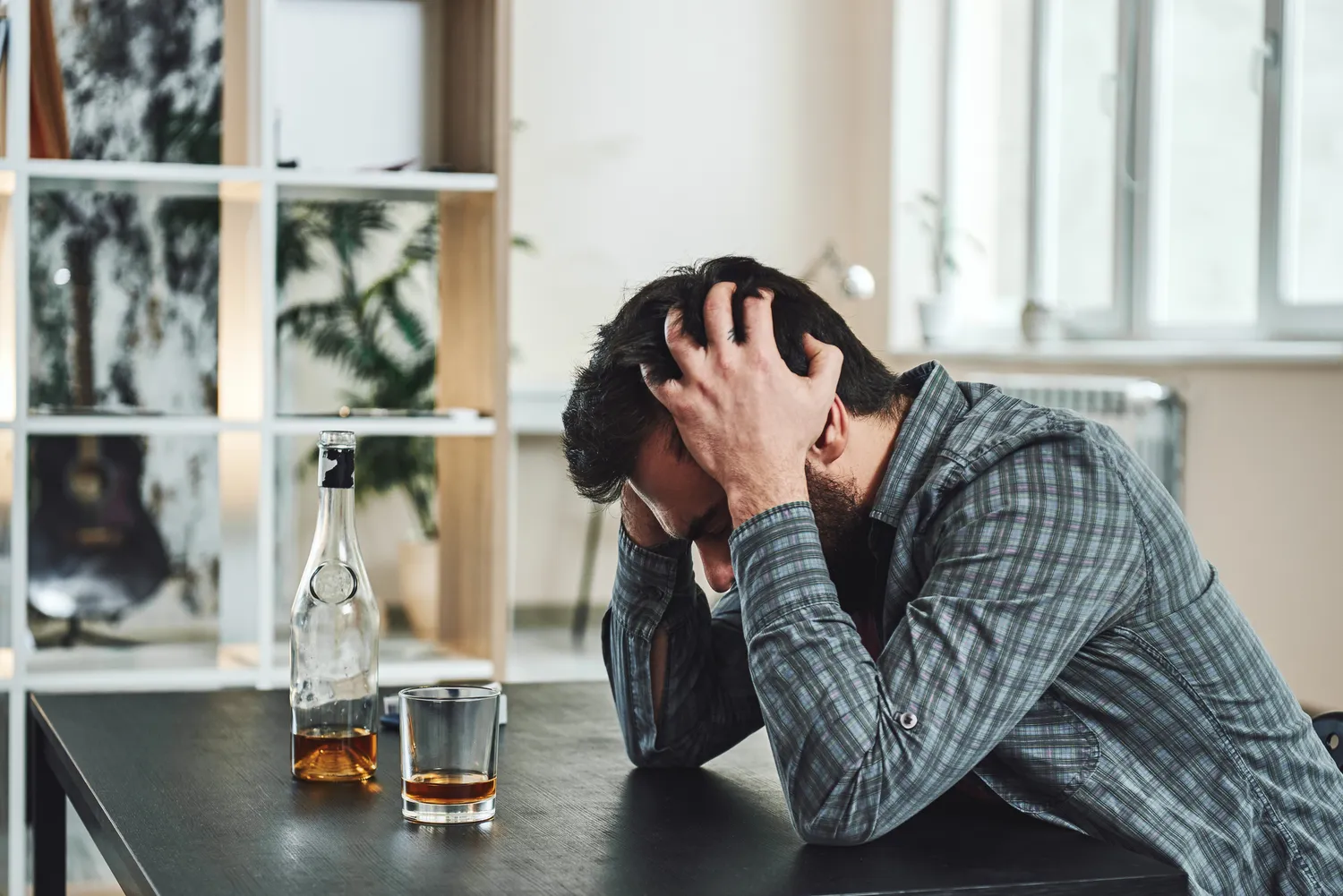Skąd się bierze alkoholizm?